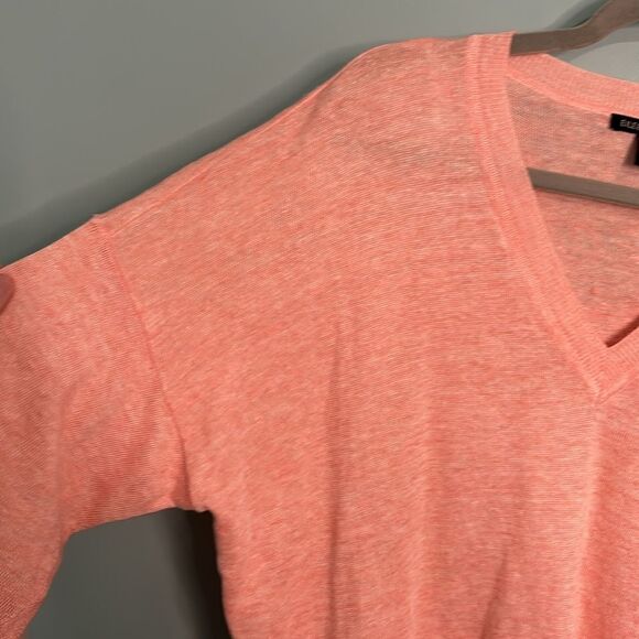 Eileen Fisher V-Neck Linen Box Top - Picture 3 of 8